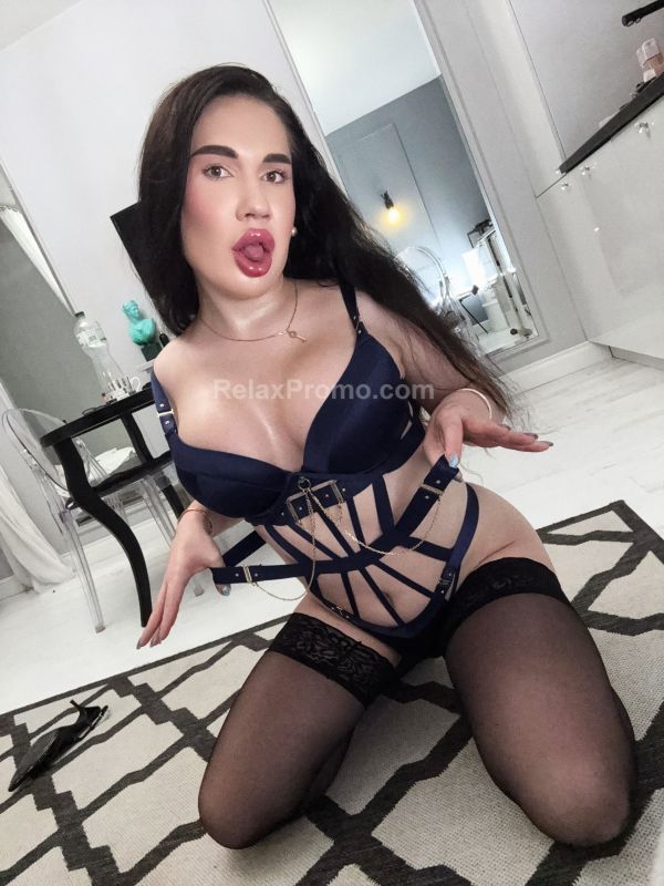 Kyiv Escort : Sashenka – photo 6